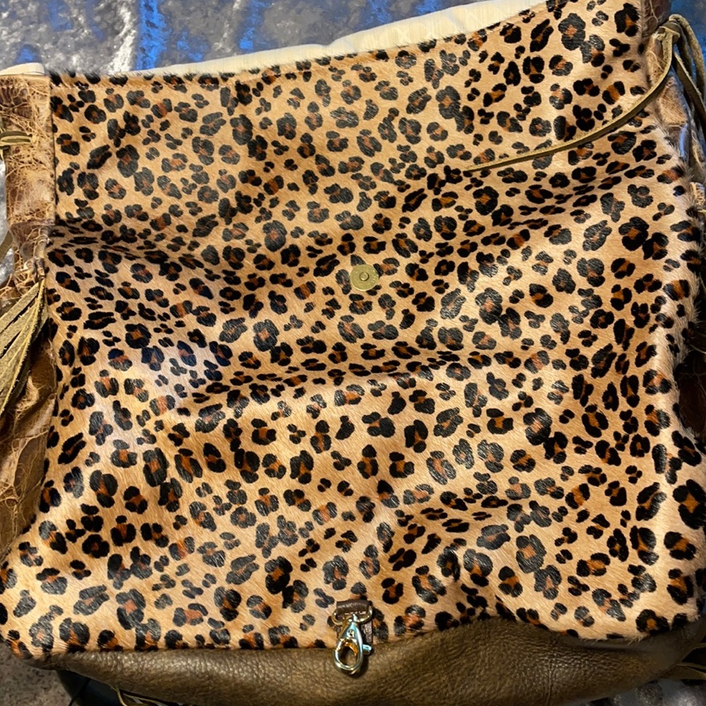 UH-MAZING backpack !   Large! 16inx14in. Keep it Gypsy!